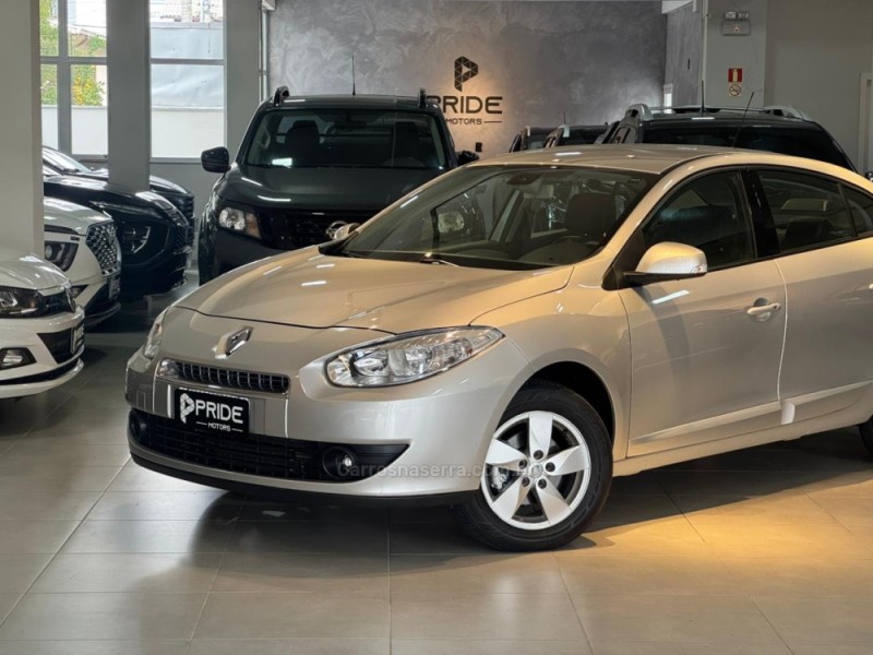 FLUENCE 2.0 DYNAMIQUE 16V FLEX 4P AUTOMÁTICO - 2014 - CAXIAS DO SUL