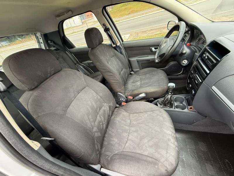 PALIO 1.4 MPI ELX 8V FLEX 4P MANUAL - 2010 - FARROUPILHA