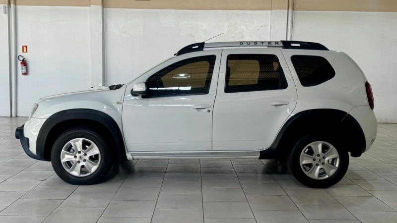 DUSTER 1.6 DYNAMIQUE 4X2 16V FLEX 4P MANUAL - 2016 - ESTâNCIA VELHA