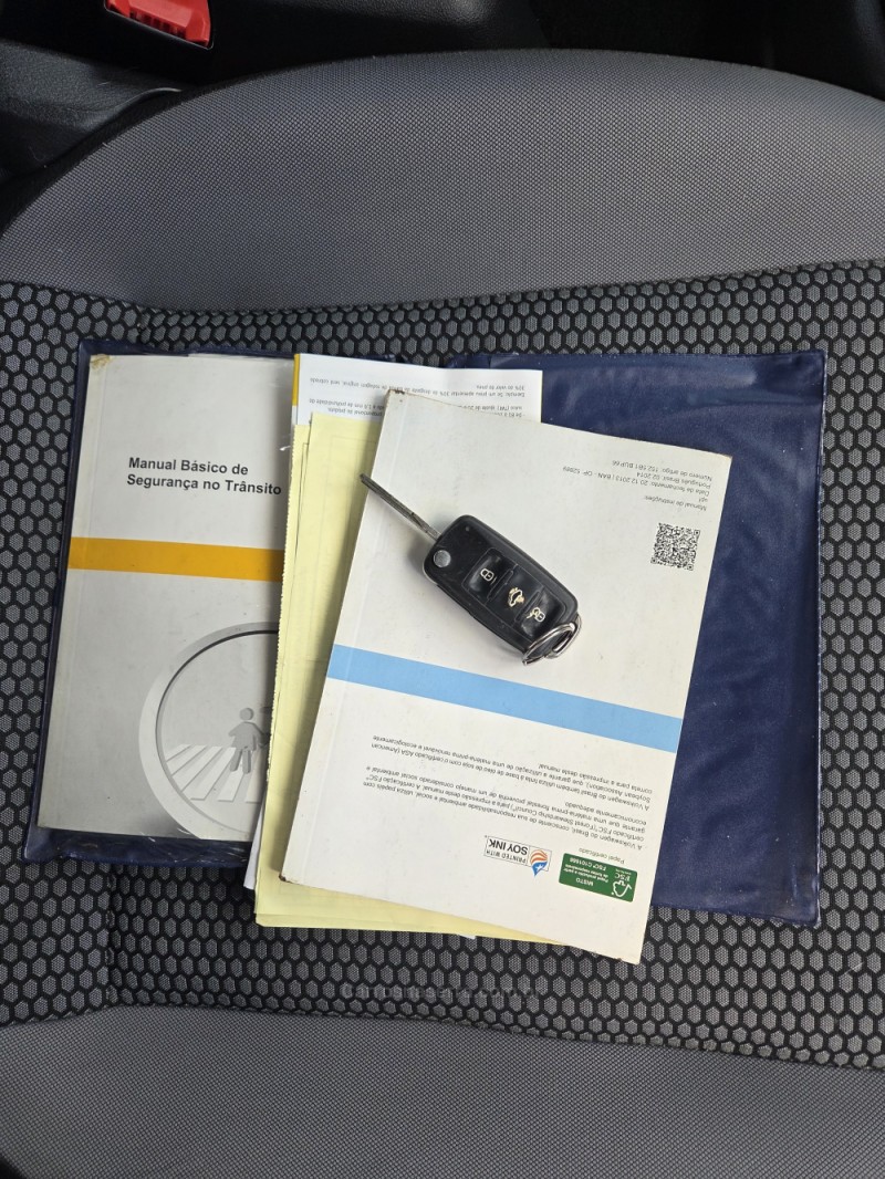 UP 1.0 MPI MOVE UP 12V FLEX 2P MANUAL - 2015 - PICADA CAFé