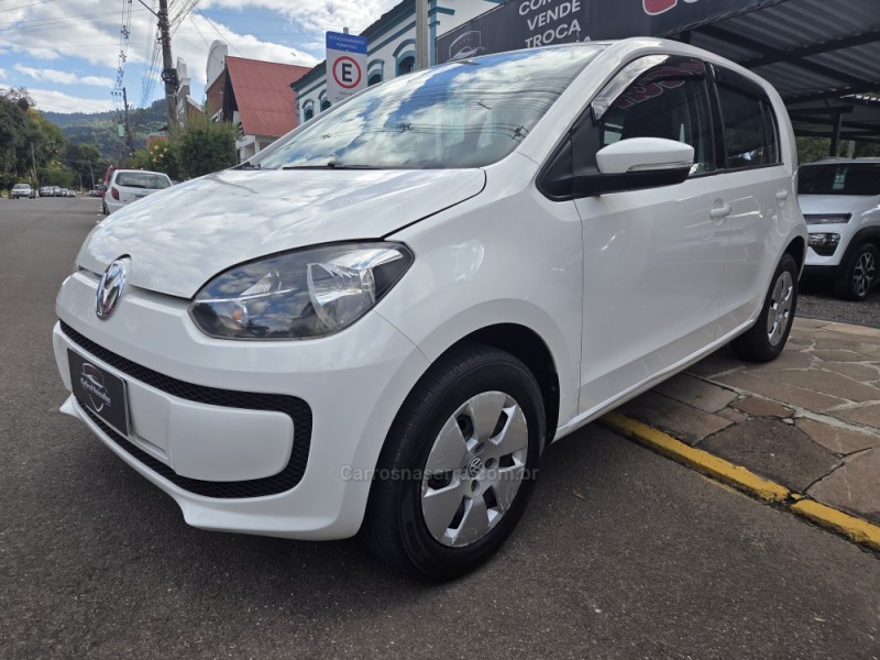 UP 1.0 MPI MOVE UP 12V FLEX 2P MANUAL - 2015 - PICADA CAFé