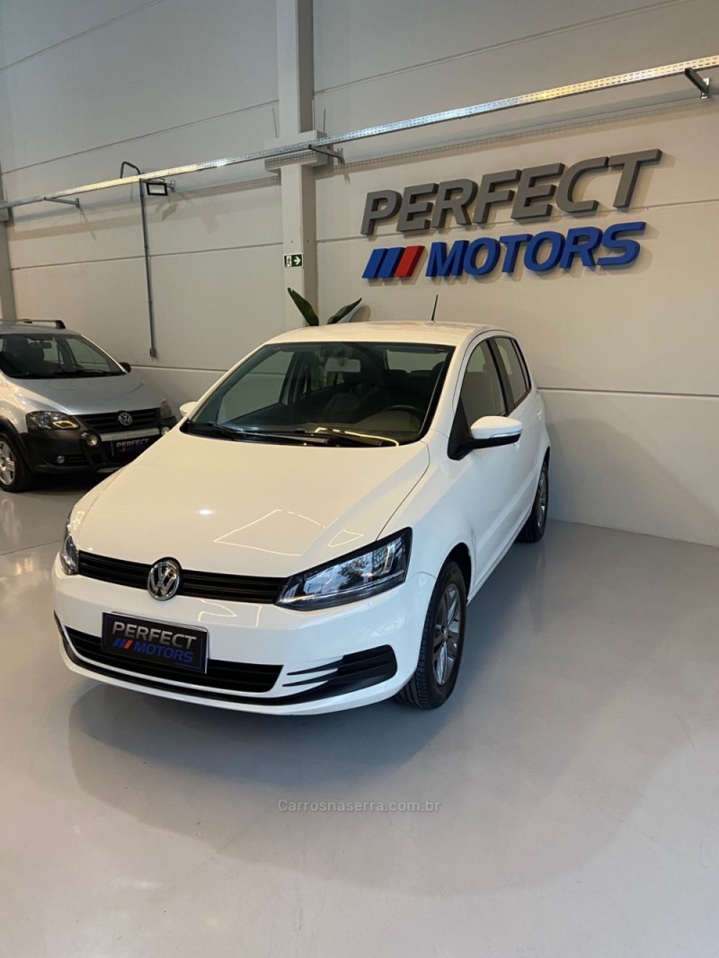 FOX 1.6 MSI TRENDLINE 8V FLEX 4P MANUAL - 2016 - BENTO GONçALVES