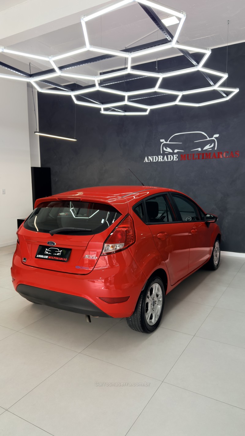 FIESTA 1.5 SE HATCH 16V FLEX 4P MANUAL - 2015 - CAXIAS DO SUL