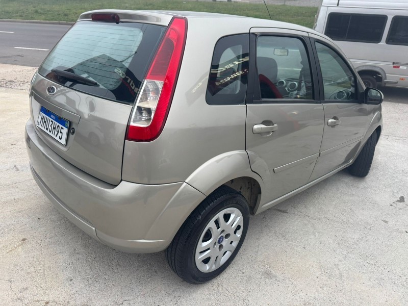 FIESTA 1.0 MPI CLASS 8V FLEX 4P MANUAL - 2010 - CAXIAS DO SUL