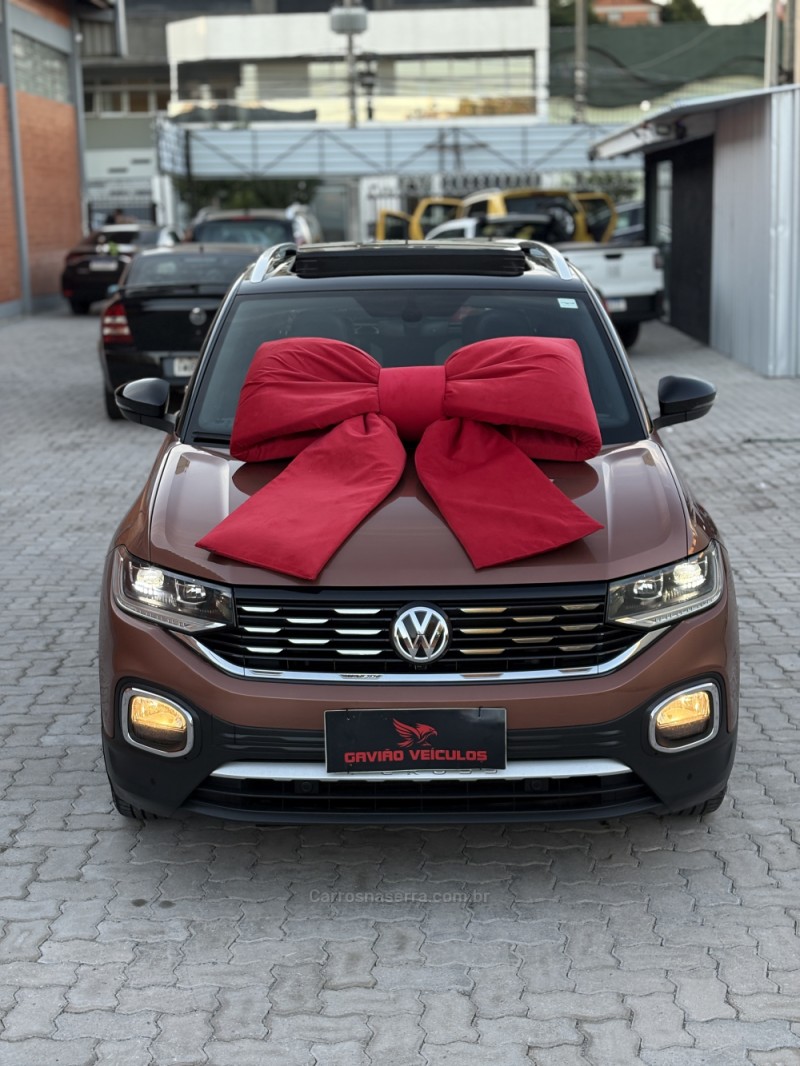 T-CROSS 1.4 HIGHLINE TSI 16V FLEX 4P AUTOMÁTICO - 2020 - CAXIAS DO SUL