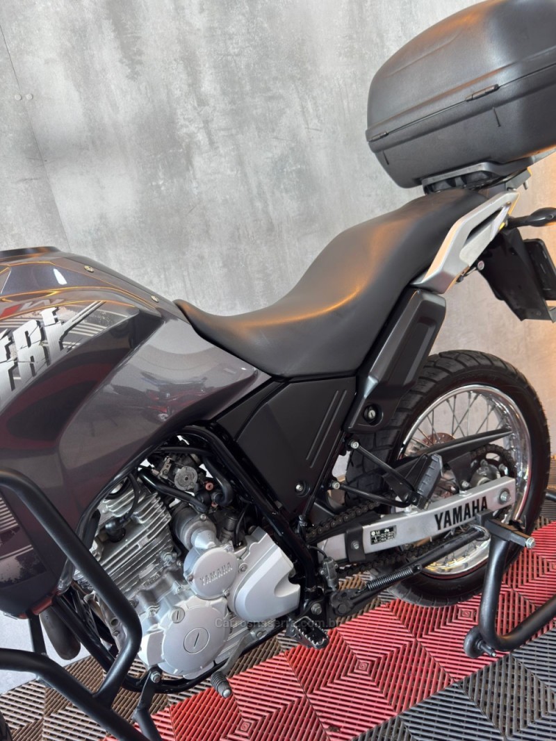 XTZ 250 TÉNÉRÉ - 2017 - PORTãO