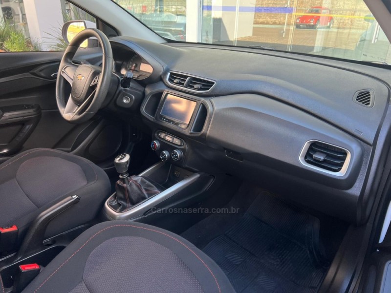 ONIX 1.4 MPFI LT 8V FLEX 4P MANUAL - 2016 - NOVA PETRóPOLIS