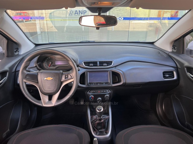 ONIX 1.4 MPFI LT 8V FLEX 4P MANUAL - 2016 - NOVA PETRóPOLIS