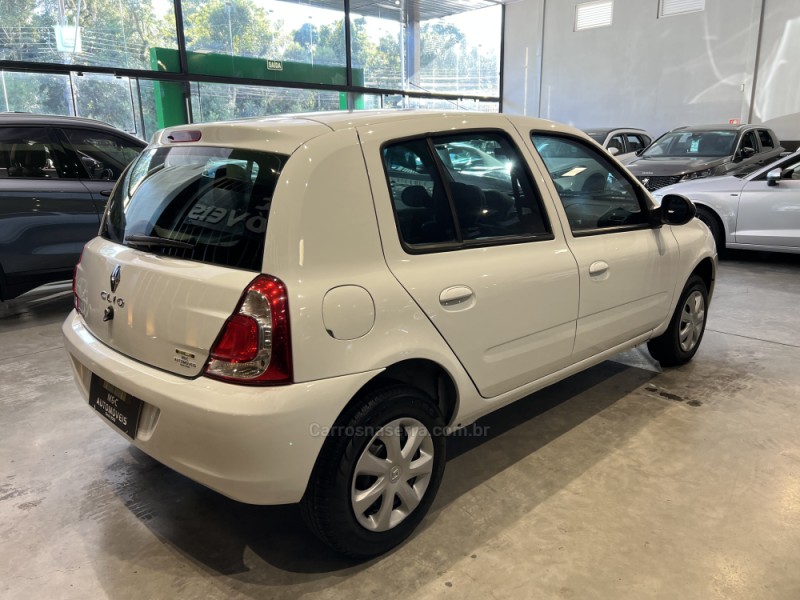 CLIO 1.0 EXPRESSION 16V FLEX 4P MANUAL - 2016 - CAXIAS DO SUL