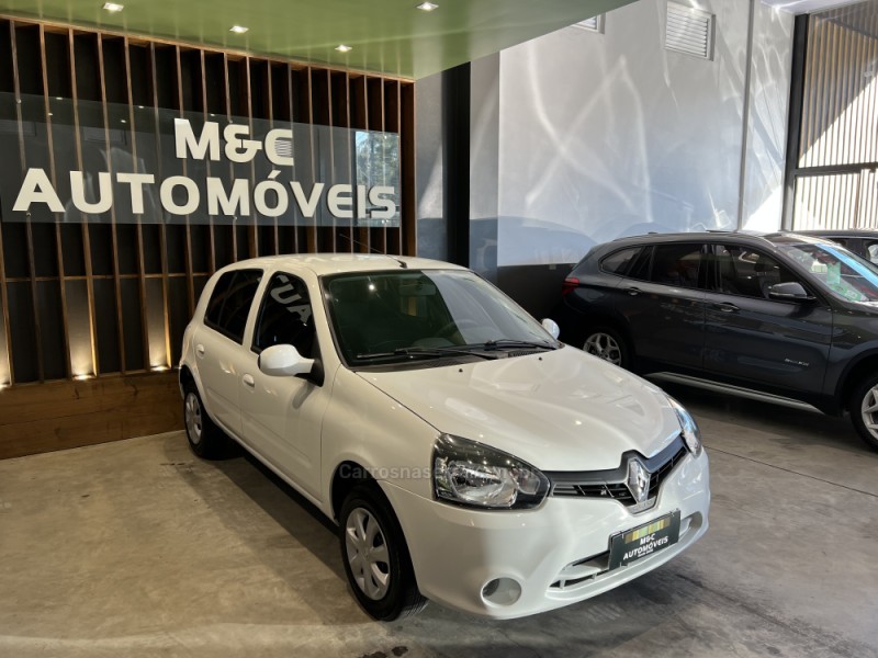 CLIO 1.0 EXPRESSION 16V FLEX 4P MANUAL - 2016 - CAXIAS DO SUL