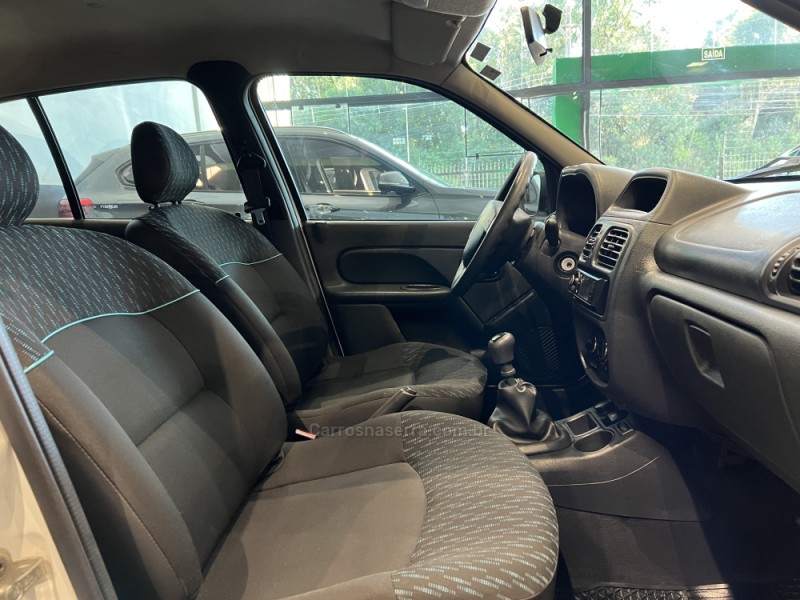 CLIO 1.0 EXPRESSION 16V FLEX 4P MANUAL - 2016 - CAXIAS DO SUL