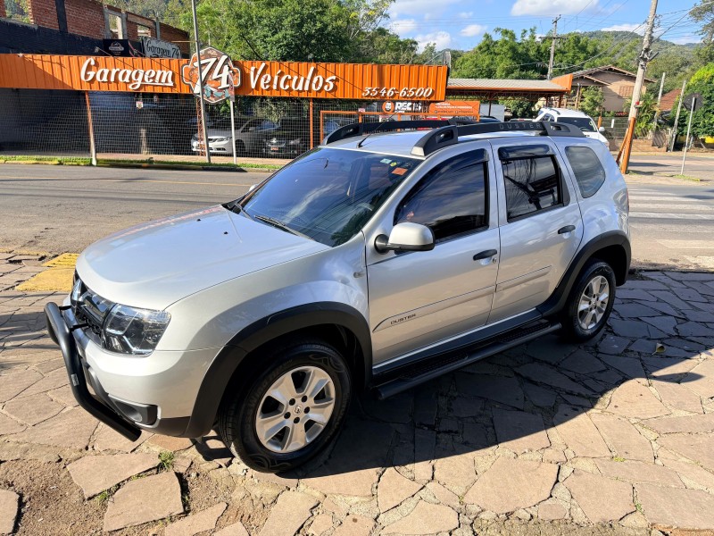 duster 1.6 expression 4x2 16v flex 4p manual 2017 tres coroas