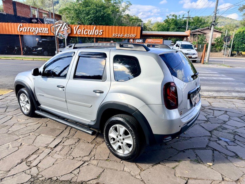 DUSTER 1.6 EXPRESSION 4X2 16V FLEX 4P MANUAL - 2017 - TRêS COROAS