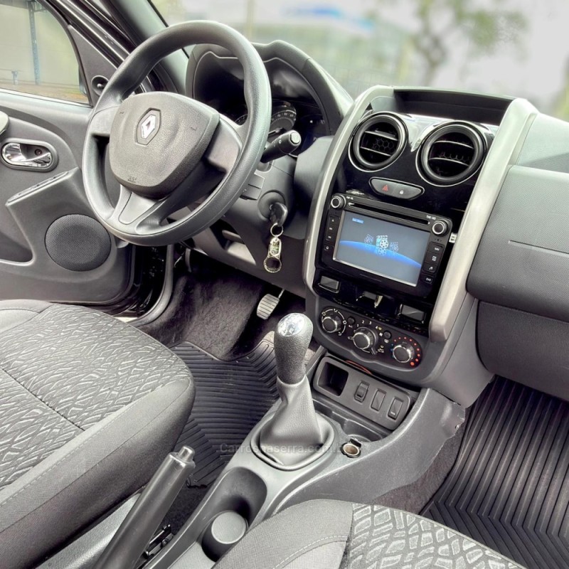 DUSTER 1.6 EXPRESSION 4X2 16V FLEX 4P MANUAL - 2016 - NOVO HAMBURGO