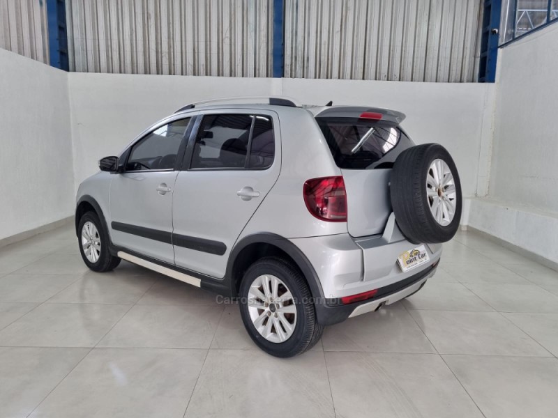CROSSFOX 1.6 MI FLEX 8V 4P MANUAL - 2013 - VACARIA