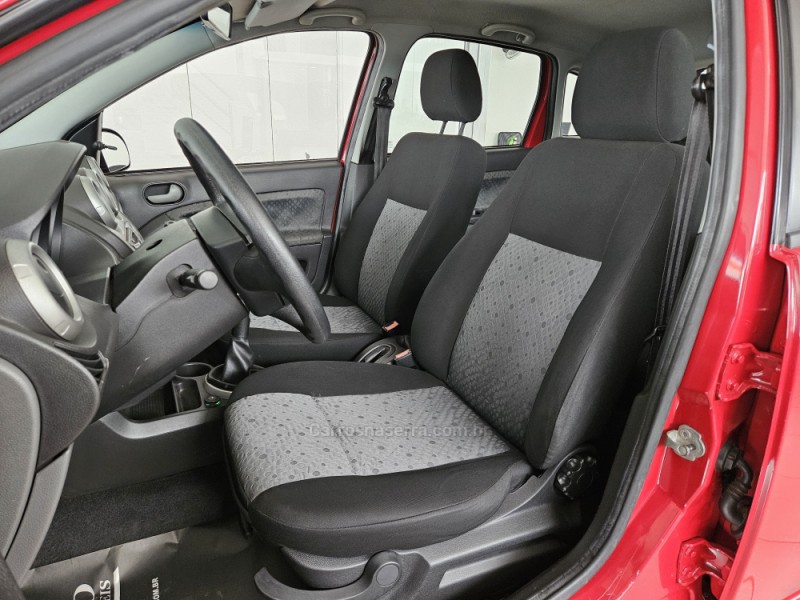 FIESTA 1.6 ROCAM HATCH 8V FLEX 4P MANUAL - 2013 - TAPEJARA
