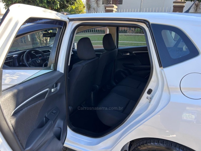 FIT 1.5 LX 16V FLEX 4P AUTOMÁTICO - 2016 - VENâNCIO AIRES