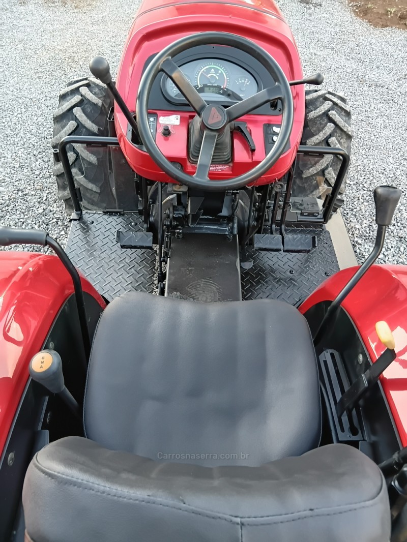 TRATOR 540 4X4  - 2015 - BENTO GONçALVES