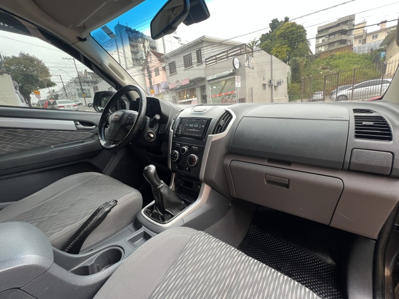 S10 2.4 LT 4X2 CD 8V FLEX 4P MANUAL - 2014 - CAXIAS DO SUL