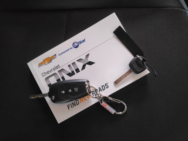 ONIX 1.4 MPFI ACTIV 8V FLEX 4P AUTOMÁTICO - 2019 - TAPEJARA
