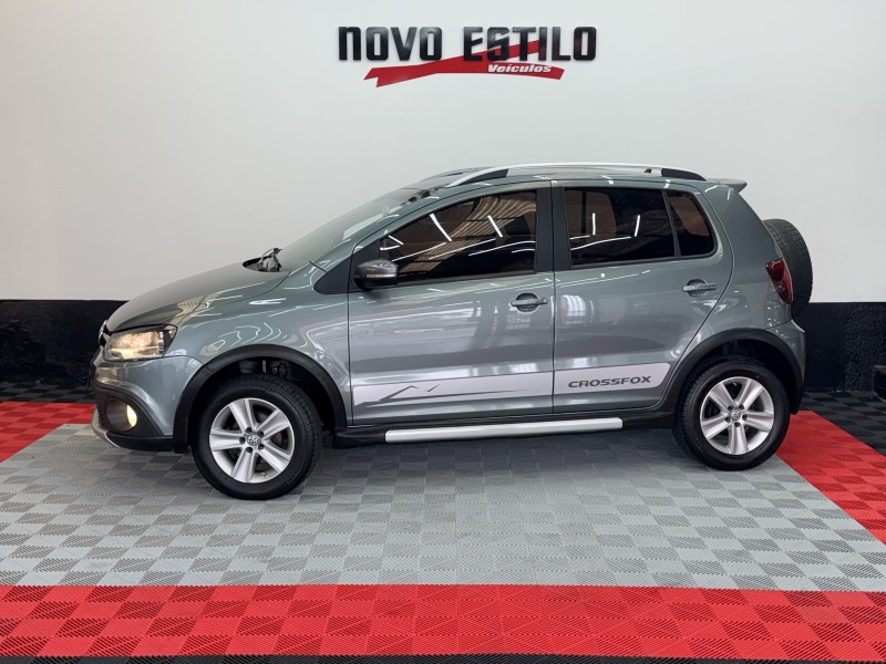 crossfox 1.6 mi flex 8v 4p manual 2011 caxias do sul