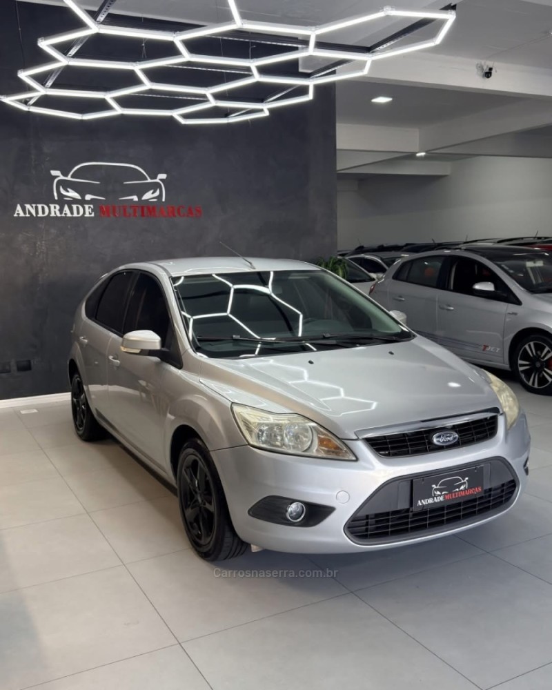 FOCUS 1.6 GL 8V FLEX 4P MANUAL - 2011 - CAXIAS DO SUL