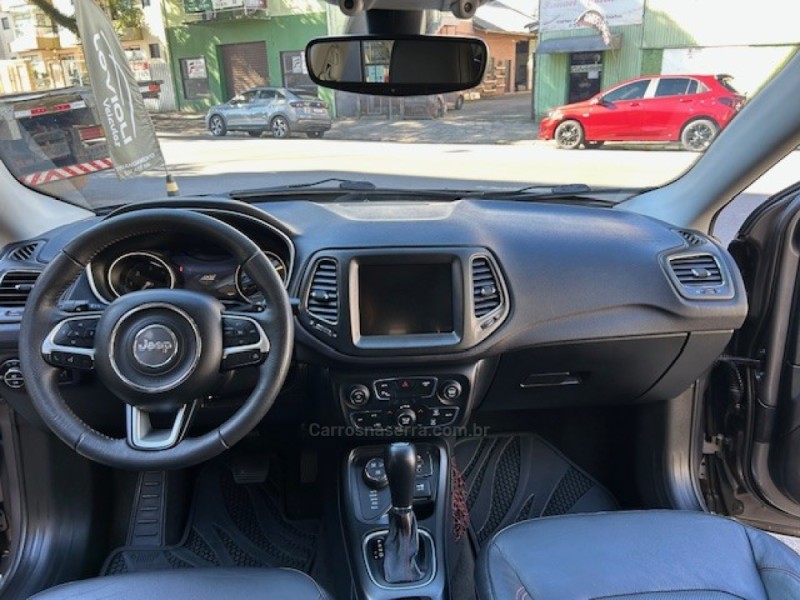 COMPASS 2.0 16V DIESEL TRAILHAWK 4X4 AUTOMÁTICO - 2017 - CAXIAS DO SUL