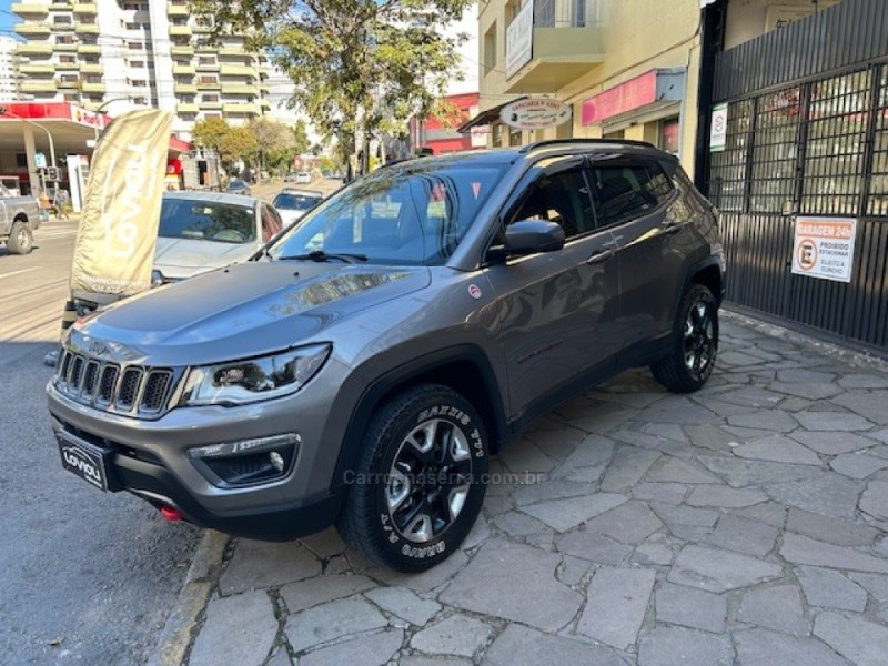 COMPASS 2.0 16V DIESEL TRAILHAWK 4X4 AUTOMÁTICO - 2017 - CAXIAS DO SUL