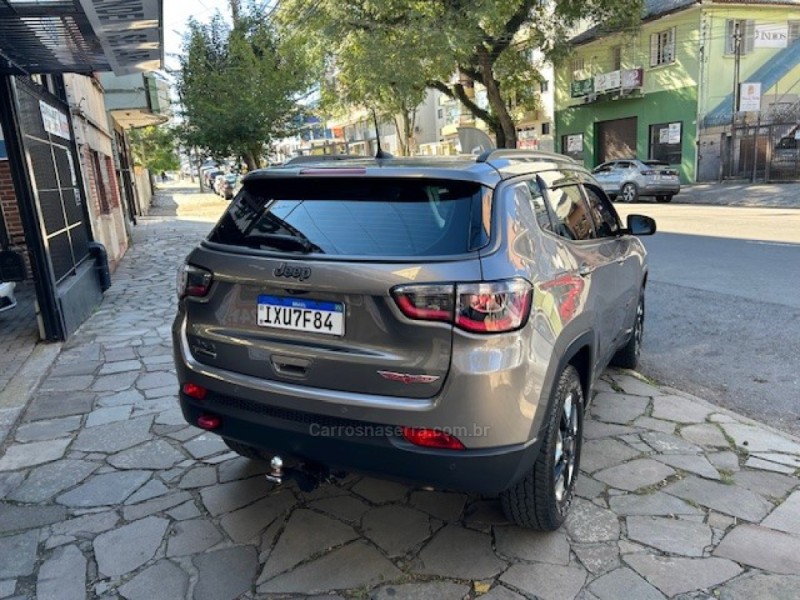 COMPASS 2.0 16V DIESEL TRAILHAWK 4X4 AUTOMÁTICO - 2017 - CAXIAS DO SUL
