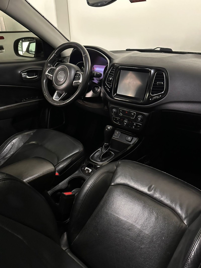 COMPASS 2.0 16V FLEX LIMITED AUTOMÁTICO - 2018 - FARROUPILHA