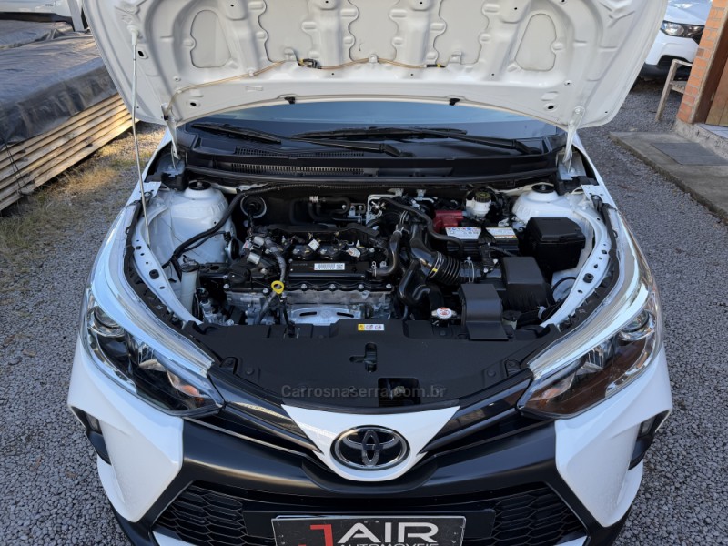 YARIS 1.5 XS SEDAN 16V FLEX 4P AUTOMÁTICO - 2024 - GARIBALDI