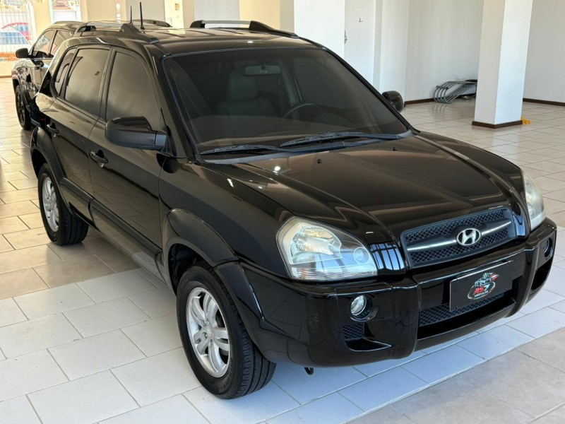 TUCSON 2.0 MPFI GL 16V 142CV 2WD GASOLINA 4P AUTOMÁTICO - 2006 - BENTO GONçALVES