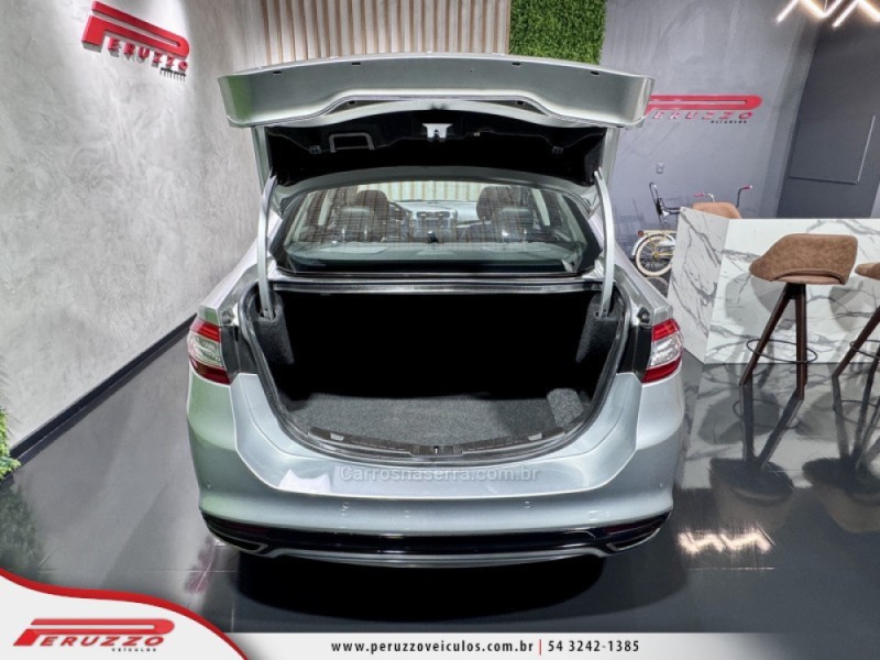FUSION 2.0 TITANIUM GTDI ECOBOOST AWD AUTOMÁTICO - 2015 - NOVA PRATA