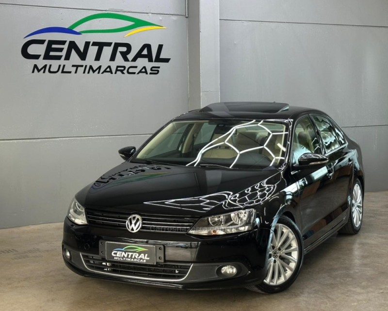 JETTA 2.0 TSI HIGHLINE 211CV GASOLINA 4P DSG - 2013 - VACARIA