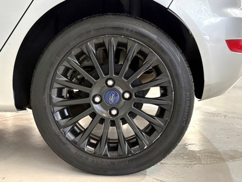 FIESTA 1.6 TITANIUM HATCH 16V FLEX 4P AUTOMÁTICO - 2016 - BENTO GONçALVES