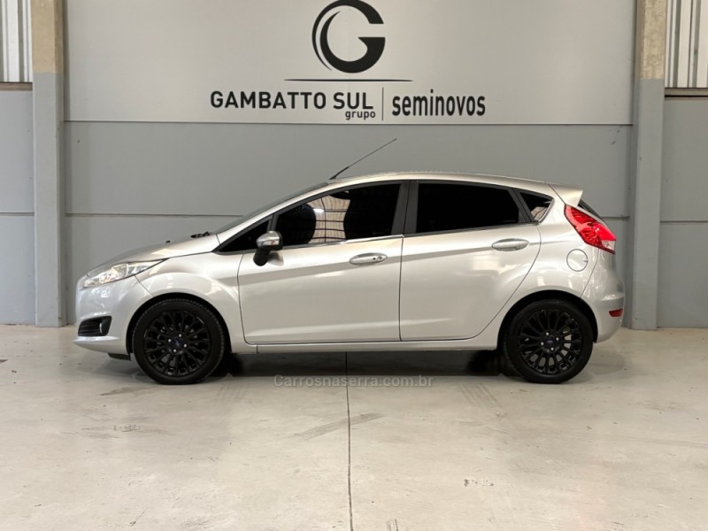 FIESTA 1.6 TITANIUM HATCH 16V FLEX 4P AUTOMÁTICO - 2016 - BENTO GONçALVES