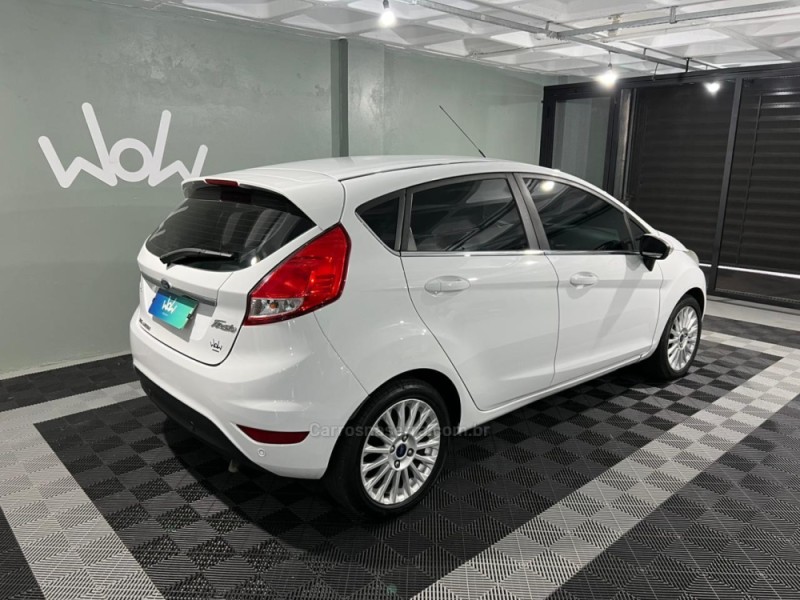 FIESTA 1.6 TITANIUM HATCH 16V FLEX 4P AUTOMÁTICO - 2014 - BENTO GONçALVES