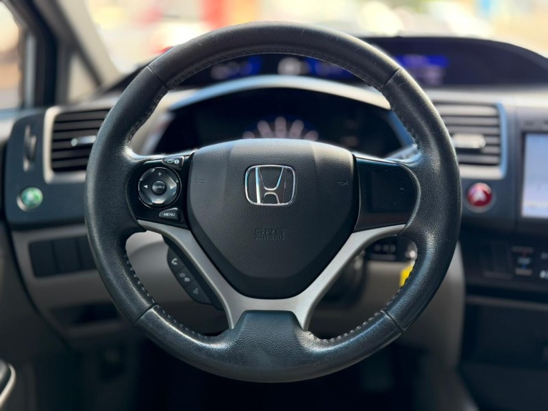 CIVIC 1.8 LXS 16V FLEX 4P MANUAL - 2016 - LAGOA VERMELHA
