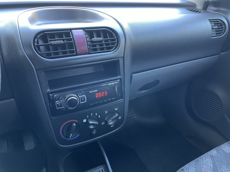 CORSA 1.0 MPFI 8V GASOLINA 4P MANUAL - 2003 - CAXIAS DO SUL