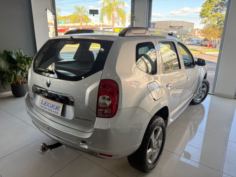 DUSTER 2.0 DYNAMIQUE 4X2 16V FLEX 4P AUTOMÁTICO - 2013 - SãO LEOPOLDO