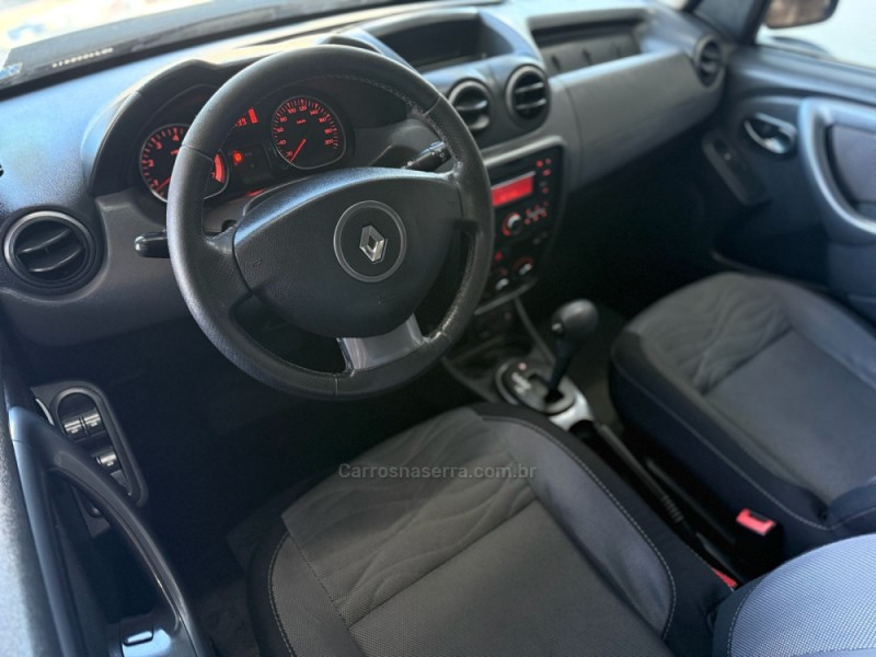 DUSTER 2.0 DYNAMIQUE 4X2 16V FLEX 4P AUTOMÁTICO - 2013 - SãO LEOPOLDO