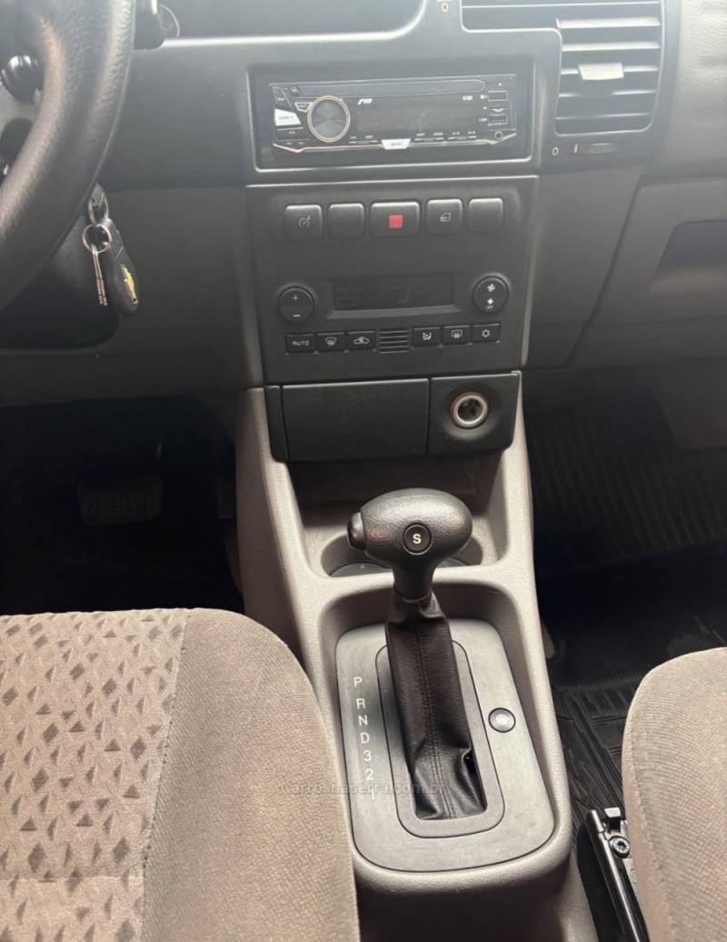 ZAFIRA 2.0 MPFI ELEGANCE 8V FLEX 4P AUTOMÁTICO - 2012 - GARIBALDI
