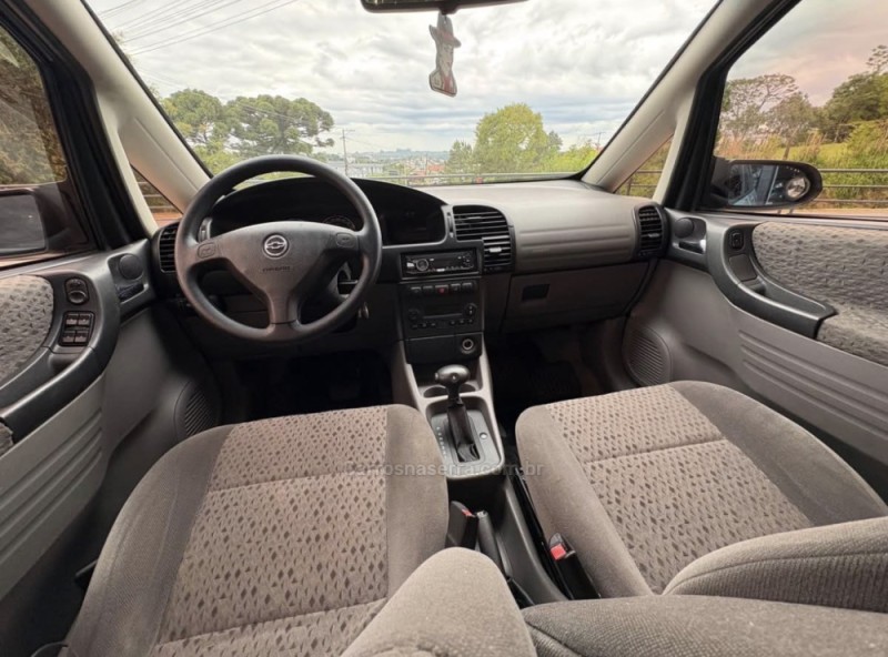 ZAFIRA 2.0 MPFI ELEGANCE 8V FLEX 4P AUTOMÁTICO - 2012 - GARIBALDI