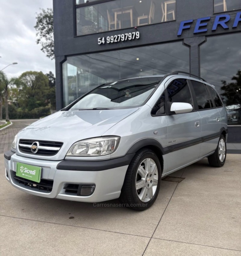 ZAFIRA 2.0 MPFI ELEGANCE 8V FLEX 4P AUTOMÁTICO - 2012 - GARIBALDI