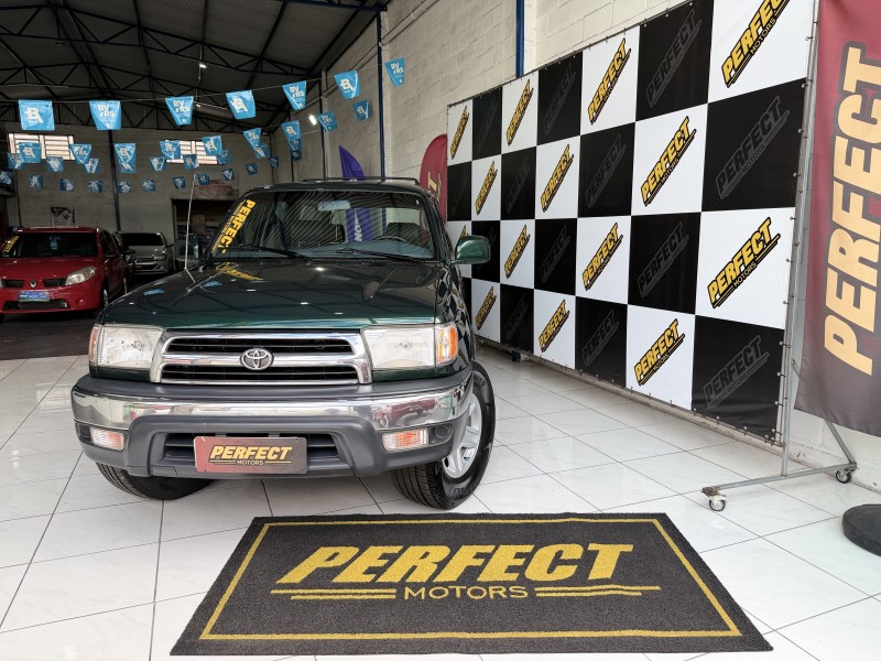 HILUX SW4 3.0 SRV 4X4 7 LUGARES 16V TURBO INTERCOOLER DIESEL 4P AUTOMÁTICO - 2000 - PORTãO