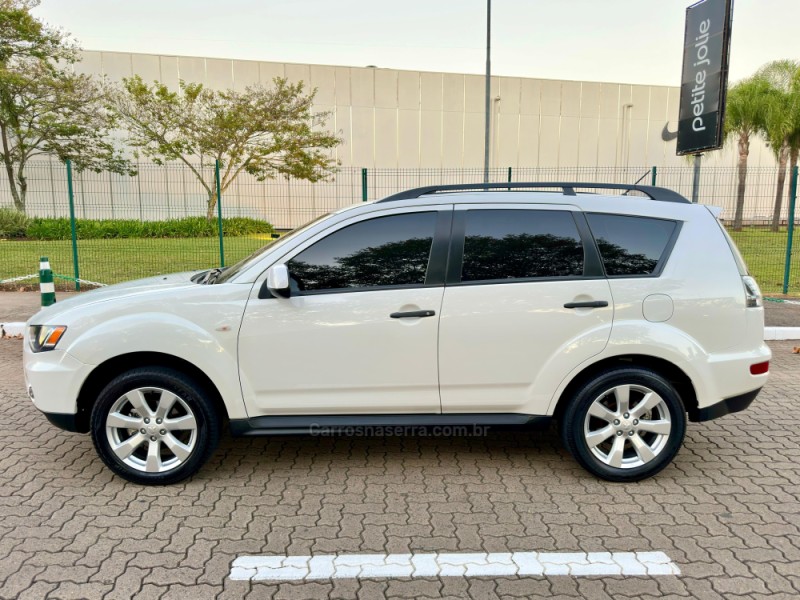 OUTLANDER 2.0 16V GASOLINA 4P AUTOMÁTICO - 2013 - ESTâNCIA VELHA