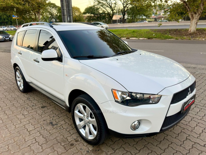 OUTLANDER 2.0 16V GASOLINA 4P AUTOMÁTICO - 2013 - ESTâNCIA VELHA