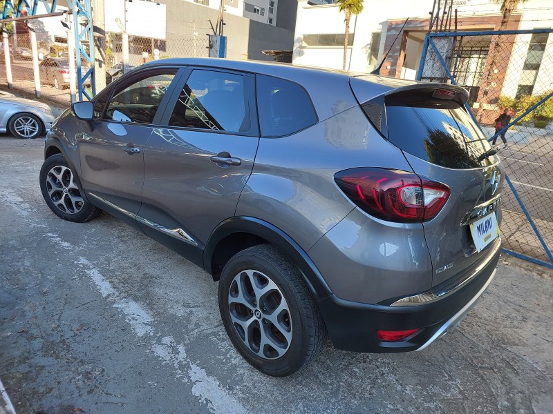 CAPTUR 2.0 16V FLEX INTENSE AUTOMÁTICO - 2021 - BENTO GONçALVES