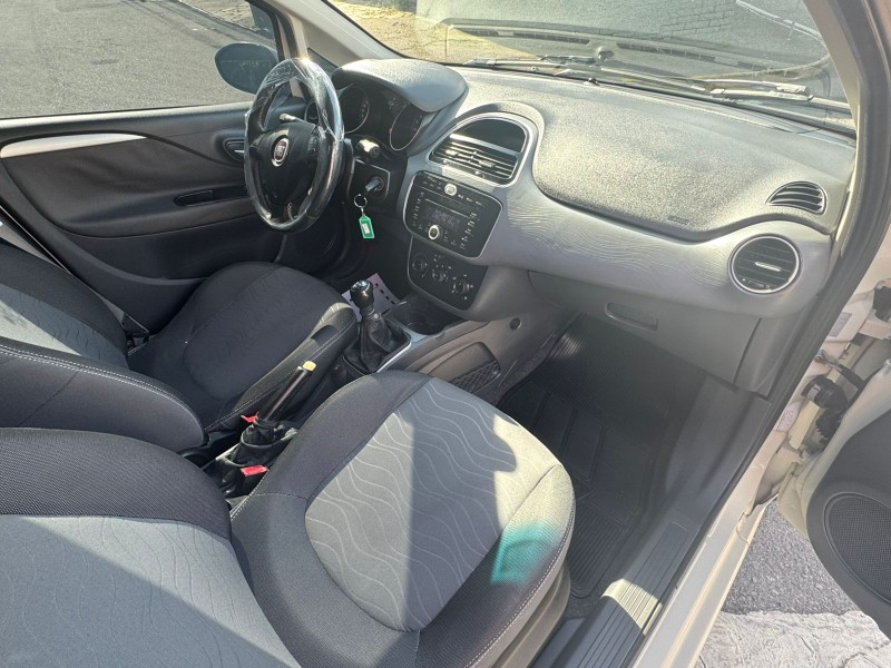 PUNTO 1.6 ESSENCE 16V FLEX 4P MANUAL - 2014 - CAXIAS DO SUL