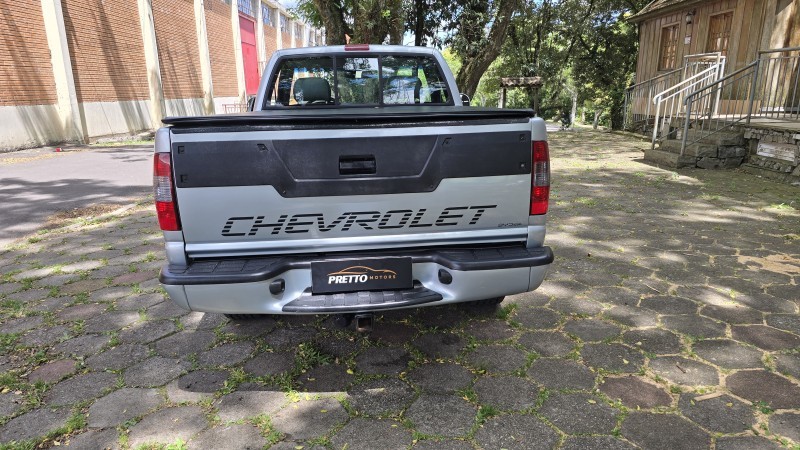 S10 2.8 STD 4X4 CS 12V TURBO INTERCOOLER DIESEL 2P MANUAL - 2004 - BENTO GONçALVES